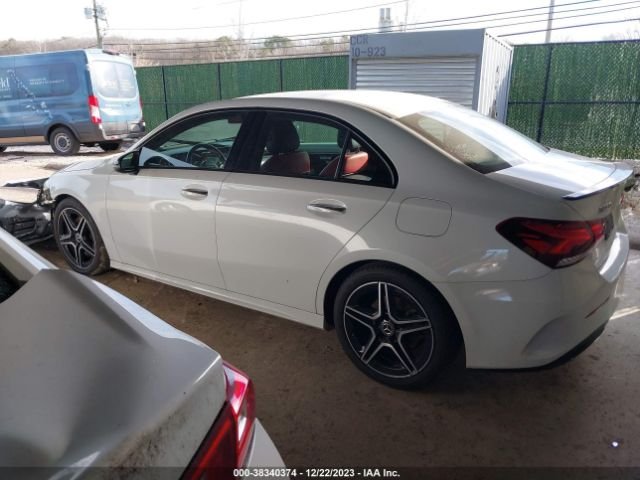 MERCEDES BENZ A220